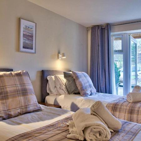 The Vines Hotel Alvescot Buitenkant foto