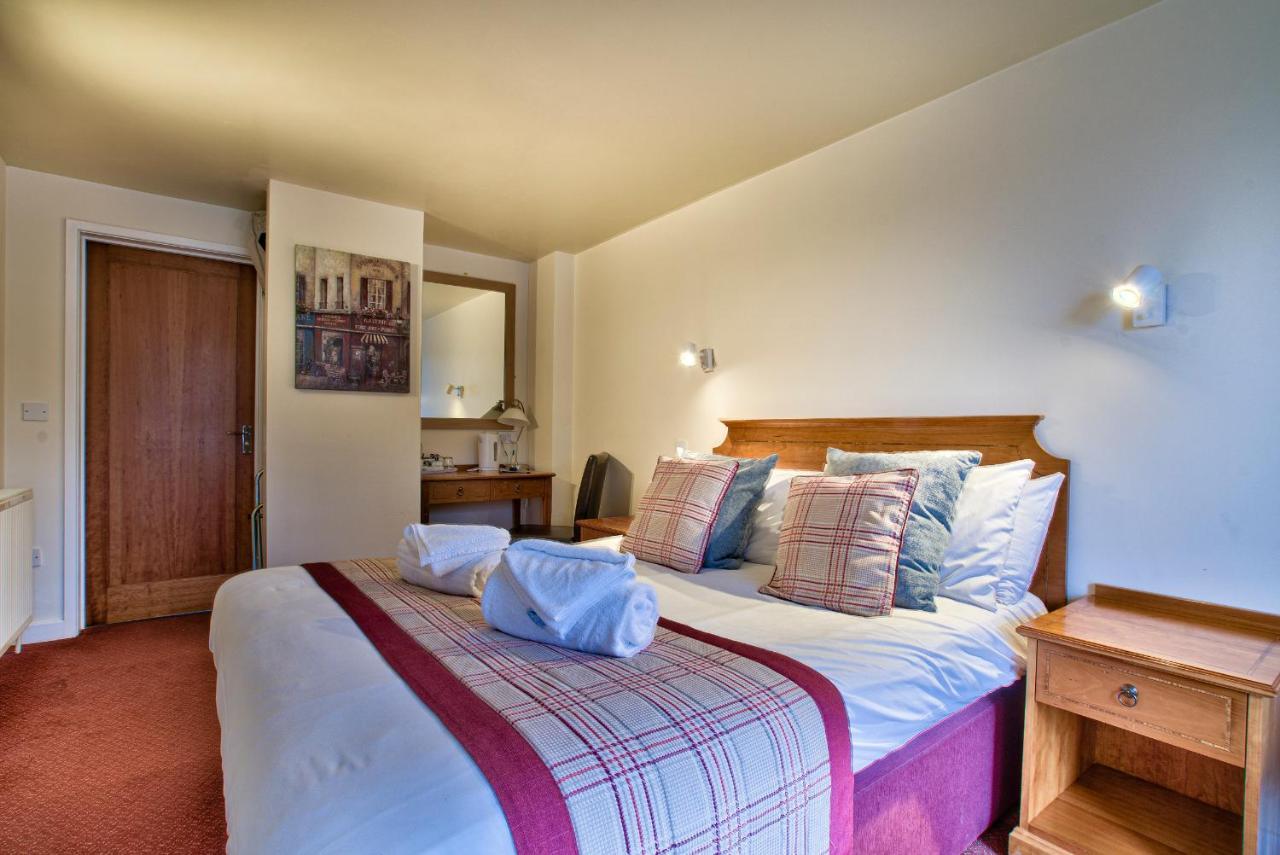 The Vines Hotel Alvescot Buitenkant foto